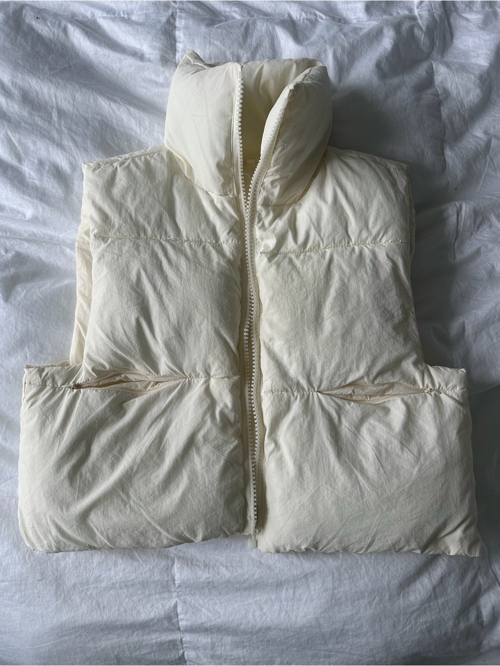 Shein Cream Crop Puffer Vest